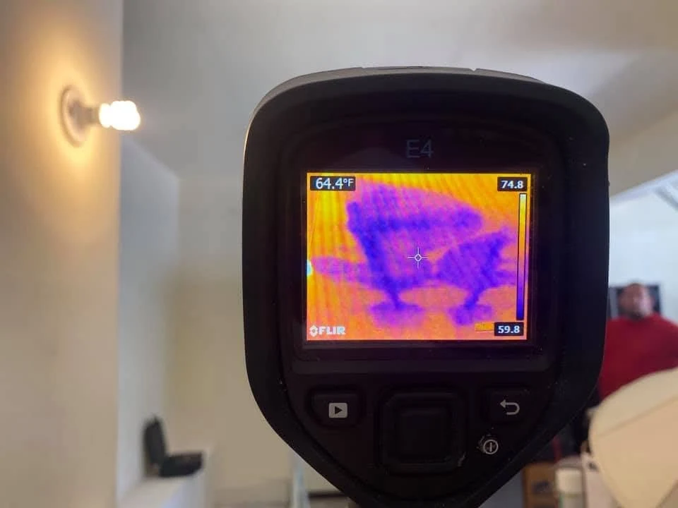 Thermal camera detecting possible ceiling moisture